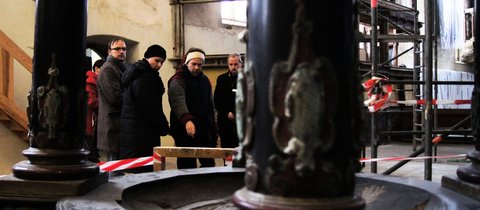 Auch der Mittelteil der Taufe muss noch aufgearbeitet werden.© Foto: Kerstin Engelmann