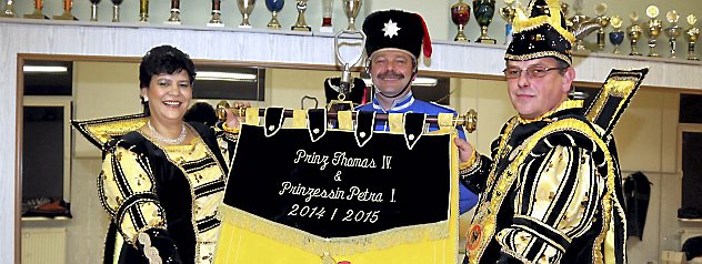 Der Karnevalsverein Narrhalle stellt in diesem Jahr das Prinzenpaar. Zur Proklamation wurden Petra I. und Thomas IV. gekrönt. Fotos: Marco Schmidt